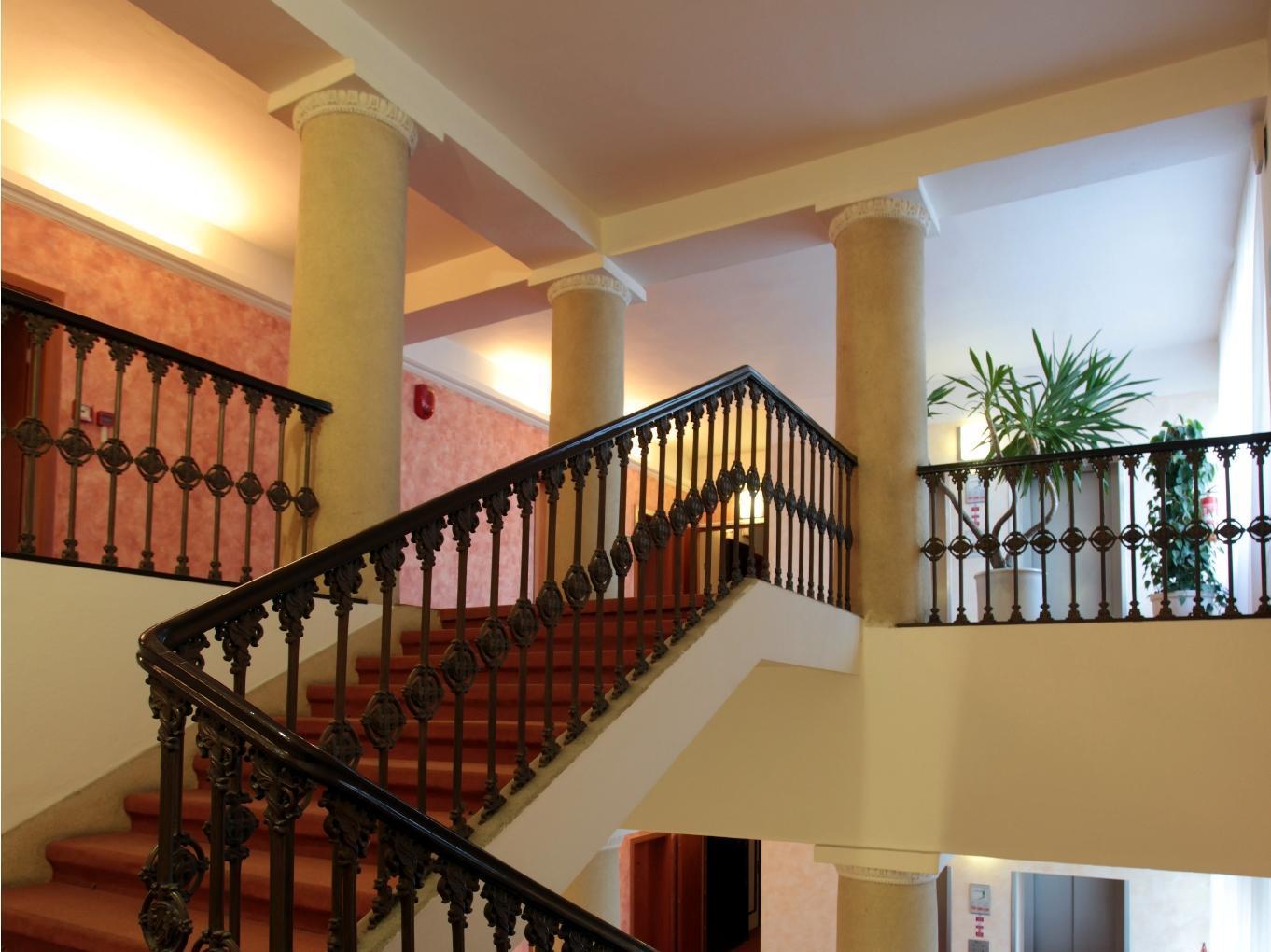 Atlantic Hotell 3*